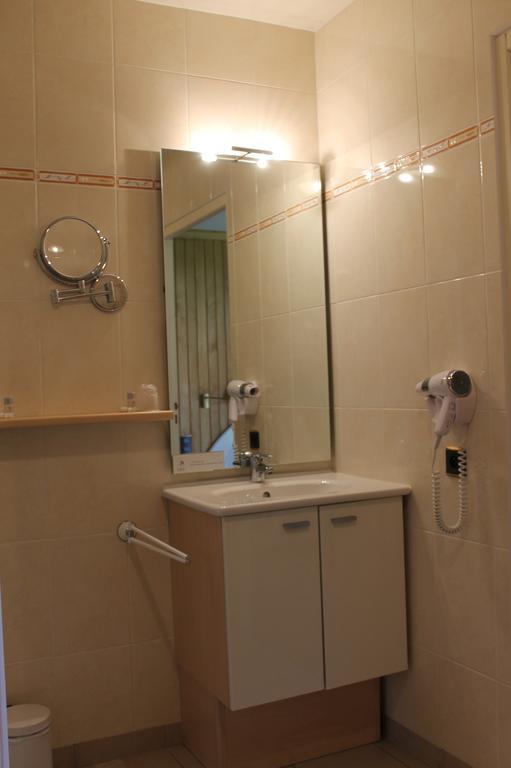 Auberge De Villequier ภายนอก รูปภาพ
