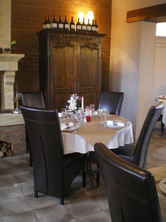 Auberge De Villequier ภายนอก รูปภาพ