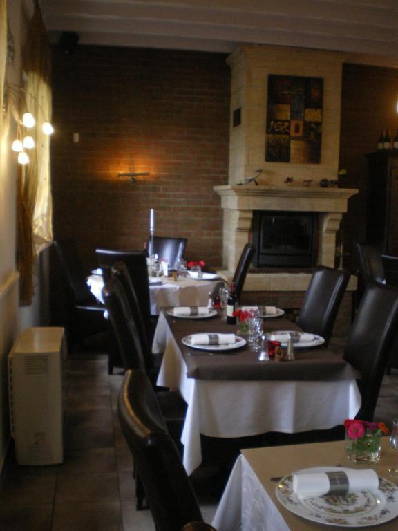 Auberge De Villequier ภายนอก รูปภาพ